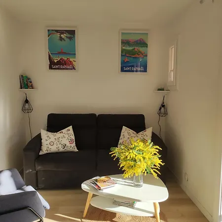 Apartament Joli Avec Jardin Dans Avec Piscines *